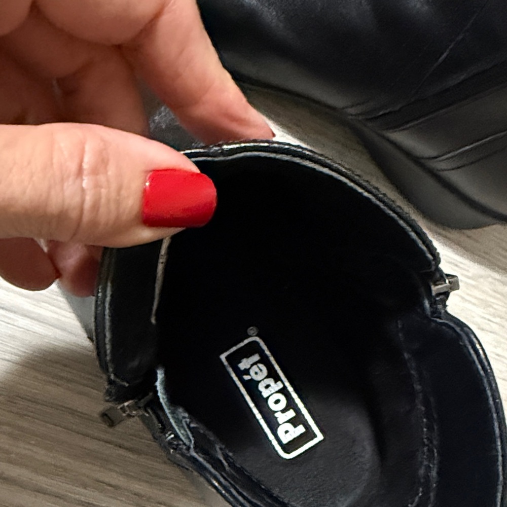Black Proper Ankle Boots 10 2E with Side Zippers Genuine Leather - Picture 2 of 11